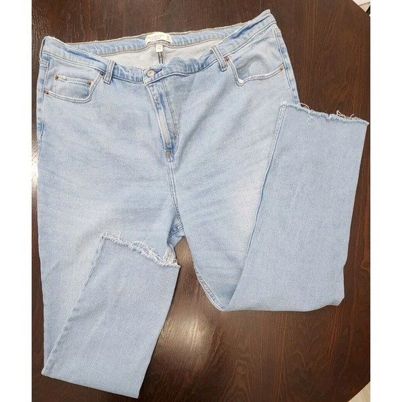 Abercrombie & Fitch 36/22 Ultra High Rise‎ 90s Straight Criss Cross Curve Jeans - Picture 2 of 13